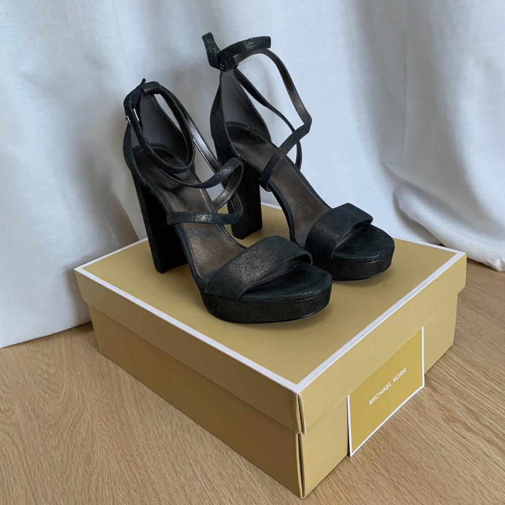 MICHAEL | Michael Kors | Charlize Platform | Metallic Leather | Anthracite